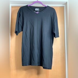 Nona-T Men's Black V-Neck T-Shirt.  Size-Large